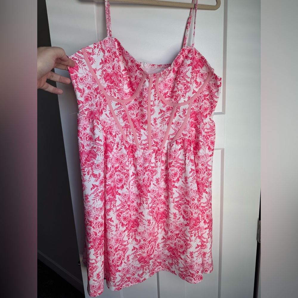 Pink & white floral vintage dress